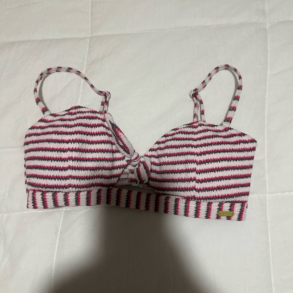 striped colors with tie in front , adjustable straps